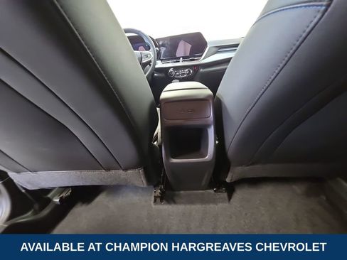 Used 2024 Chevrolet Trax LT w/ Driver Confidence Package FWD image 29