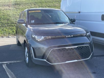 Used 2024 Kia Soul LX w/ Option Group 015