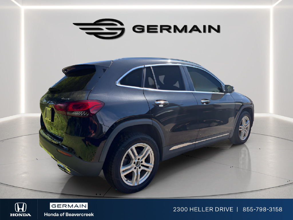 Used 2021 Mercedes-Benz GLA 250 4MATIC w/ Premium Package image 7