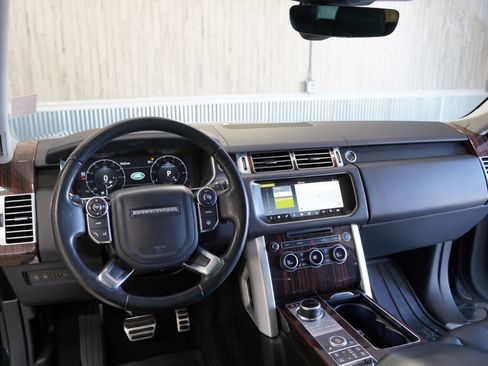 Used 2017 Land Rover Range Rover Long Wheelbase Supercharged image 11