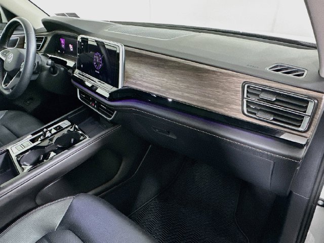 Certified 2024 Volkswagen Atlas SEL AWD/4WD image 32