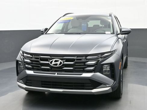 Certified 2025 Hyundai Tucson SEL FWD image 8