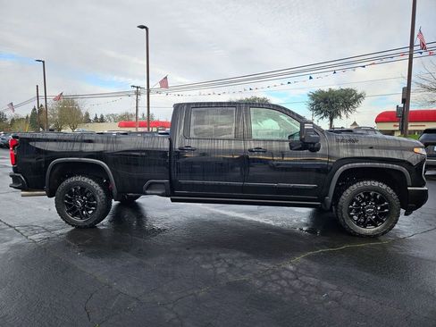 New 2026 Chevrolet Silverado 3500 High Country w/ High Country Premium Package AWD/4WD image 7