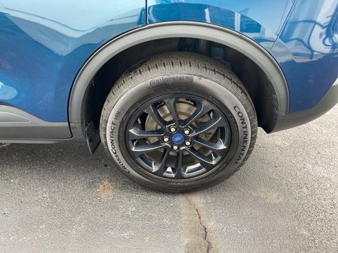 Used 2020 Ford Escape SE Sport image 13