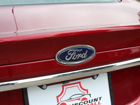 Used 2017 Ford Fusion SE w/ Fusion SE Technology Package FWD image 42