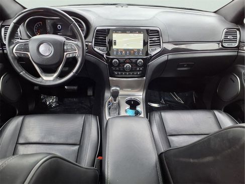 Used 2020 Jeep Grand Cherokee Overland image 14