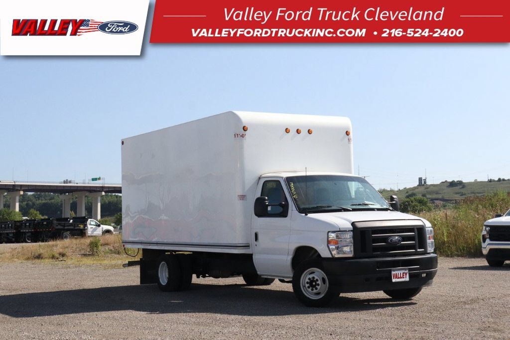 Used 2024 Ford E-350 and Econoline 350 Super Duty w/ Power Windows & Locks Group RWD image 1