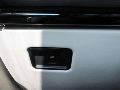 Used 2023 Land Rover Range Rover SE AWD/4WD image 20