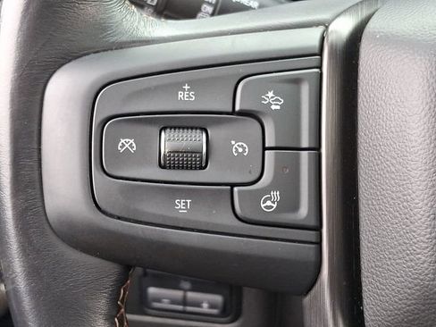 Used 2022 GMC Yukon AT4 image 23