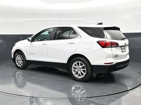Used 2024 Chevrolet Equinox LT AWD/4WD image 10