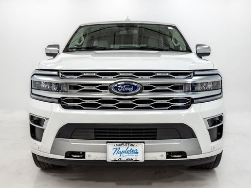 Used 2024 Ford Expedition Platinum AWD/4WD image 6