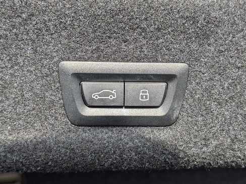 Used 2024 BMW M3 Competition w/ Executive Package image 15