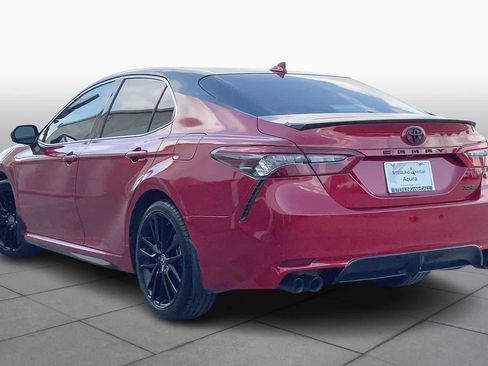 Used 2021 Toyota Camry XSE image 11