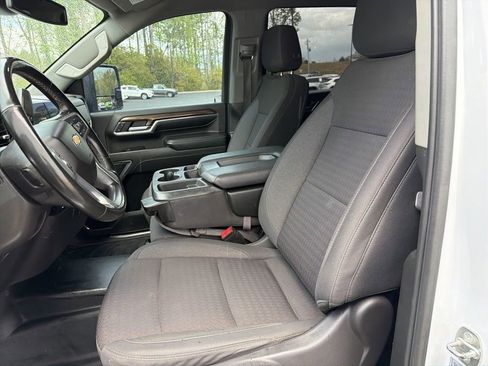 Used 2024 Chevrolet Silverado 2500 LT w/ Convenience Package AWD/4WD image 48