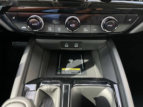 Used 2025 Honda Accord EX-L image 19