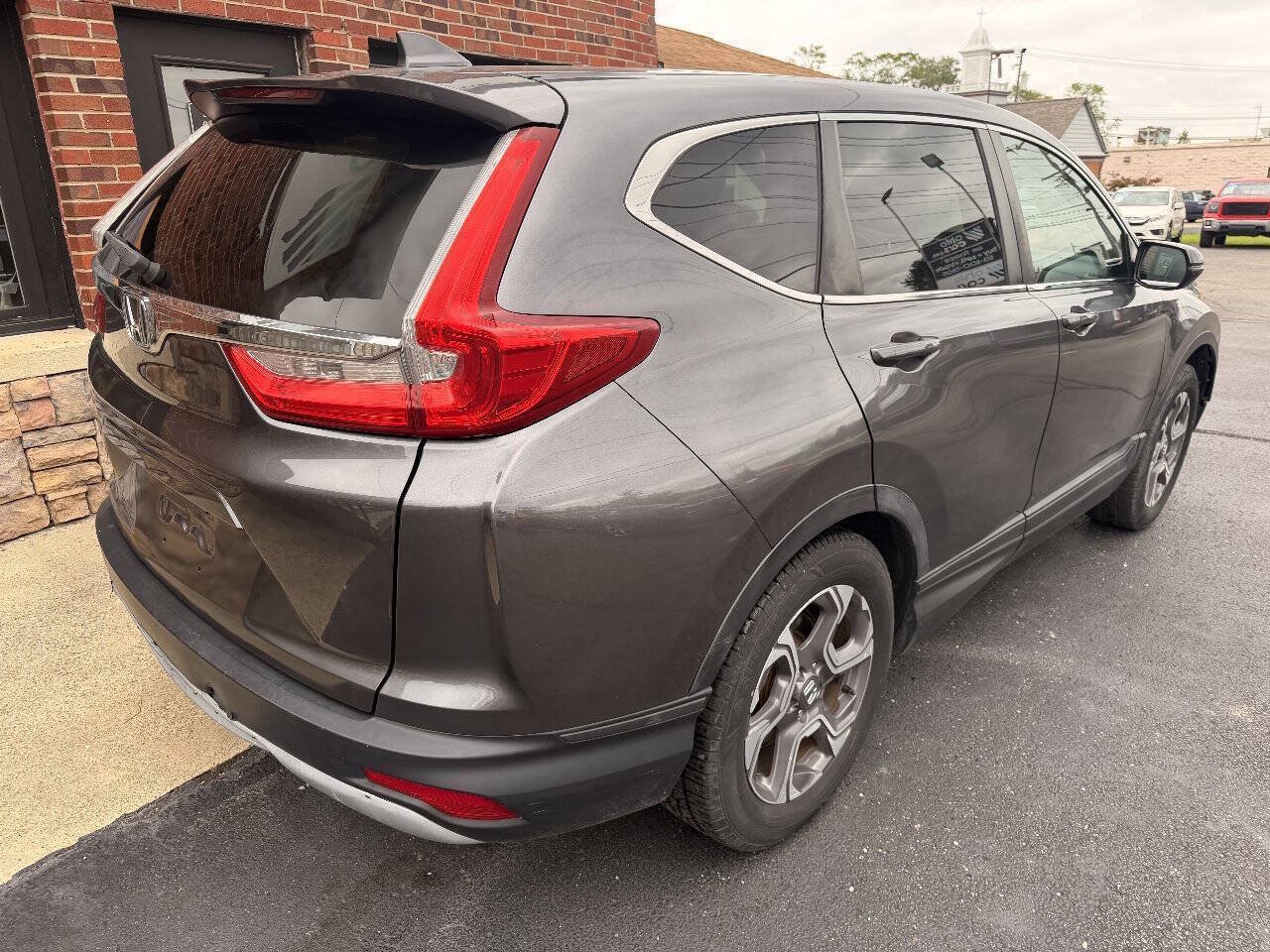 Used 2018 Honda CR-V EX image 7