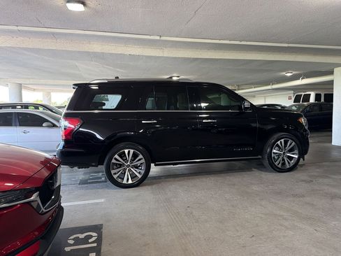 Used 2020 Ford Expedition Platinum image 7