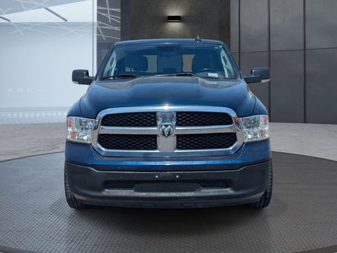 Used 2020 RAM 1500 Classic SLT w/ Luxury Group image 9