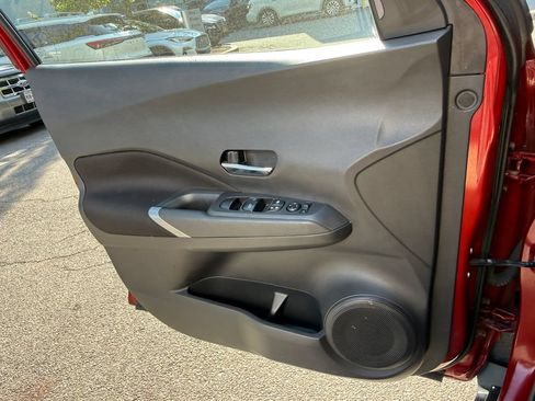 Used 2021 Nissan Kicks SV FWD image 24