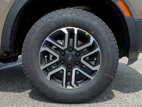 New 2025 Ford Ranger Lariat w/ Trailer Tow Package image 11