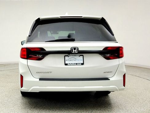 Used 2025 Honda Odyssey Sport-L image 6