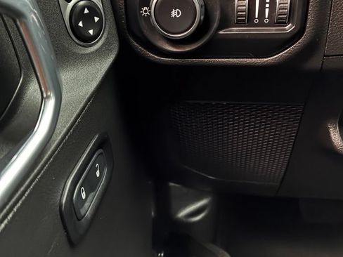 Used 2022 Jeep Wrangler Unlimited Sport w/ Sun And Sound Package AWD/4WD image 26