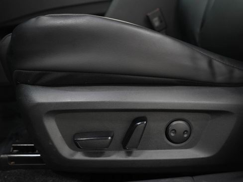 Used 2023 Nissan Rogue SV w/ SV Premium Package image 24