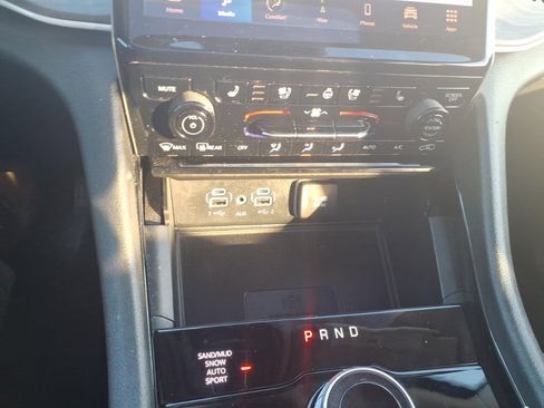 Used 2023 Jeep Grand Cherokee L Limited w/ Luxury Tech Group II image 20