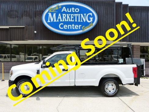 Used 2019 Ford F250 XL w/ Power Equipment Group RWD image 1