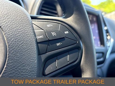 Used 2022 Jeep Cherokee Trailhawk w/ Sun, Sound & Nav Group AWD/4WD image 16