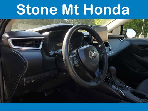 Used 2023 Toyota Corolla LE FWD image 16