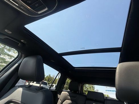 New 2026 Jeep Cherokee Overland w/ Advanced Pro Tech Group AWD/4WD image 30
