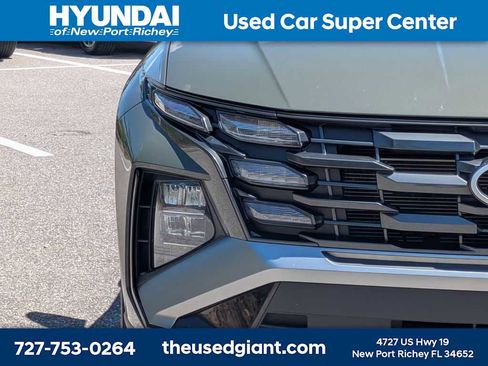 Used 2025 Hyundai Tucson SE FWD image 9