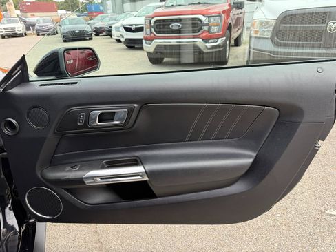 Used 2018 Ford Mustang Premium RWD image 28