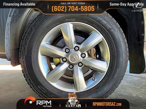 Used 2013 Lexus GX 460 Premium image 31