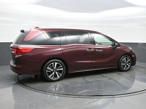 Used 2019 Honda Odyssey Elite image 6