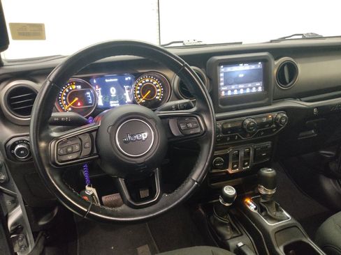 Used 2020 Jeep Wrangler Sport image 22