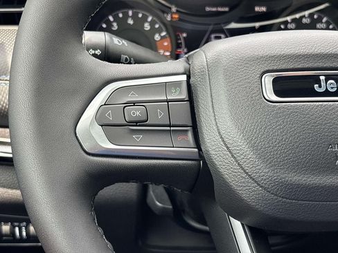 Certified 2026 Jeep Compass Limited AWD/4WD image 19