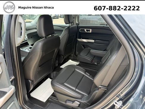 Used 2024 Ford Explorer XLT w/ Equipment Group 202A AWD/4WD image 9