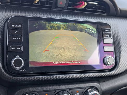 Used 2024 Nissan Kicks SV FWD image 10