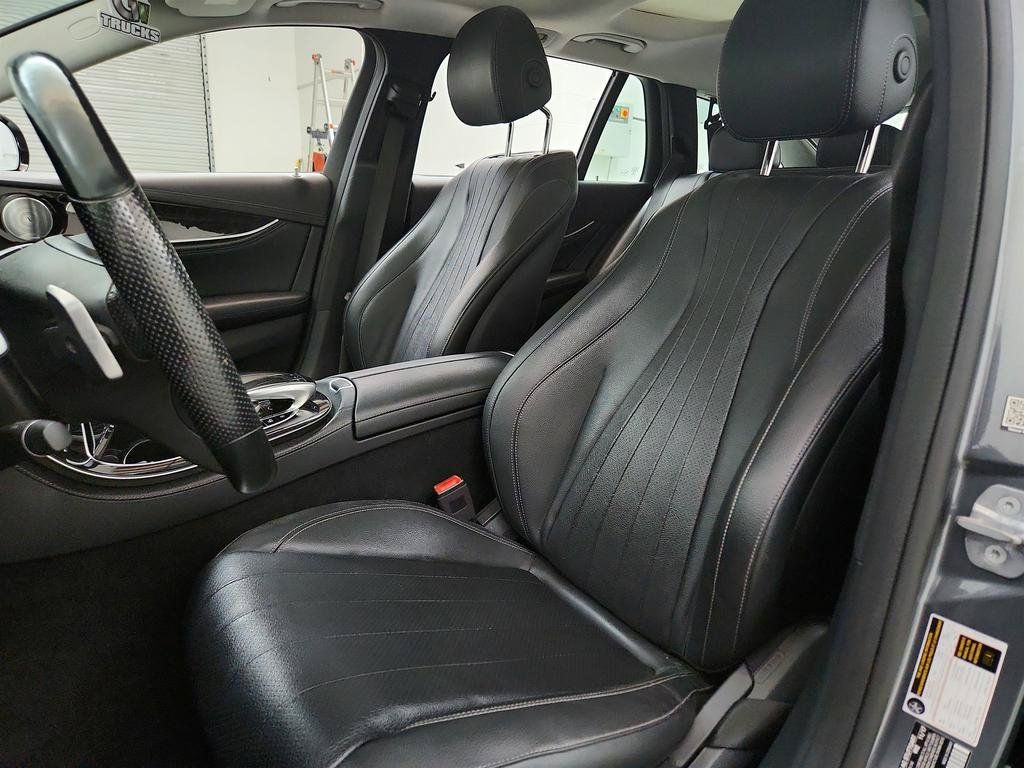 Used 2018 Mercedes-Benz E 400 4MATIC Wagon image 14