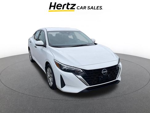 Used 2025 Nissan Sentra S image 1