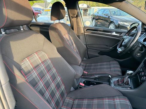 Used 2016 Volkswagen GTI S image 19