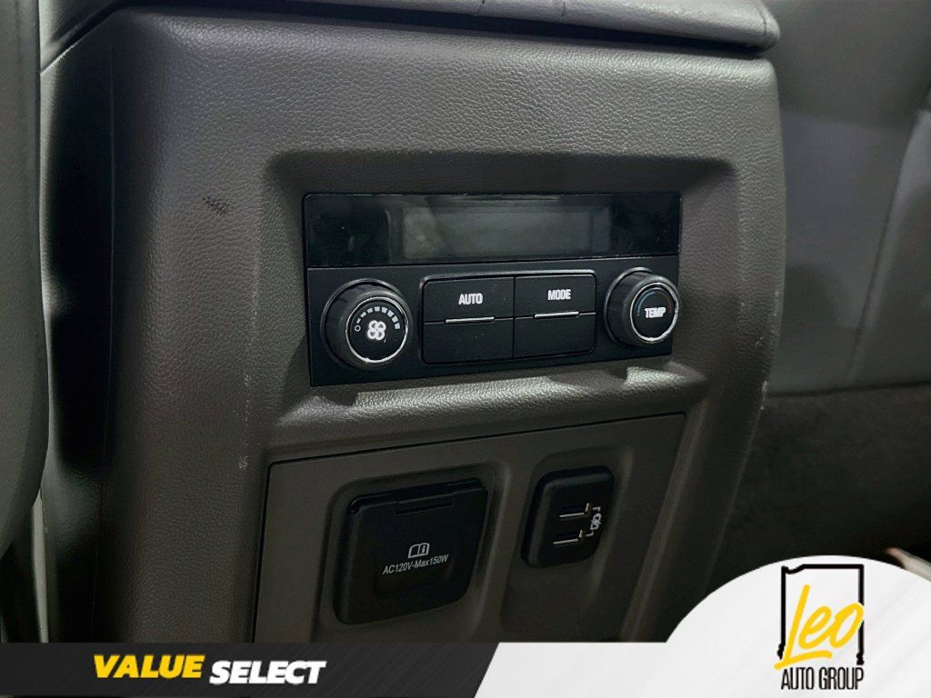 Used 2018 Chevrolet Traverse LT AWD/4WD image 29