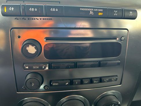 Used 2006 HUMMER H3 Sport Utility image 20