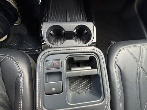 Used 2025 Ford Mustang Mach-E Select w/ Comfort Package Lite image 22