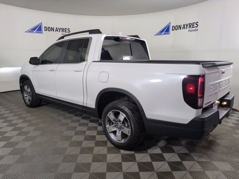 Certified 2025 Honda Ridgeline RTL image 4