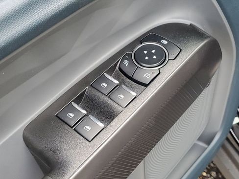 New 2025 Ford Maverick Lariat w/ Black Appearance Package image 23