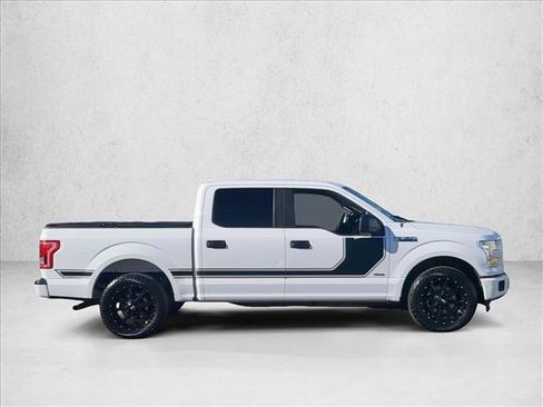 Used 2017 Ford F150 XL w/ Equipment Group 101A Mid RWD image 4