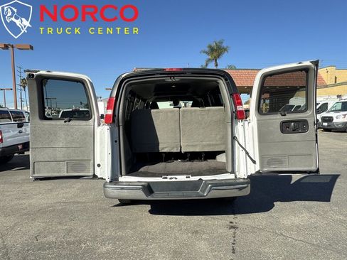 Used 2019 Chevrolet Express 3500 LT w/ LT Preferred Equipment Group image 11